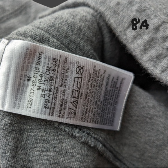 Gap fit draw string shorts - Picture 3 of 14